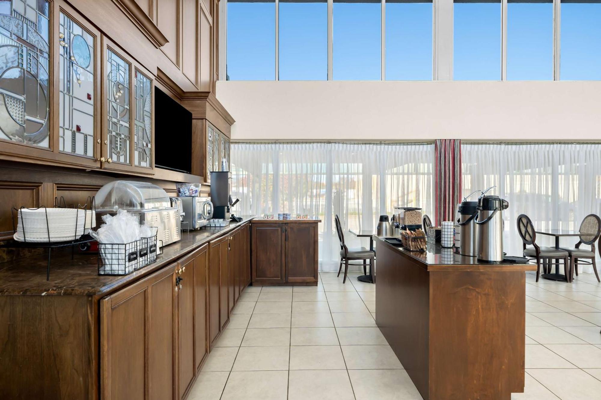 Brandywine Valley Inn Surestay Plus By Best Western Wilmington Kültér fotó
