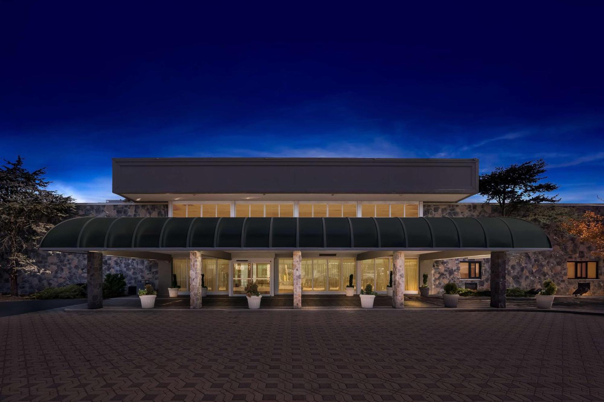 Brandywine Valley Inn Surestay Plus By Best Western Wilmington Kültér fotó
