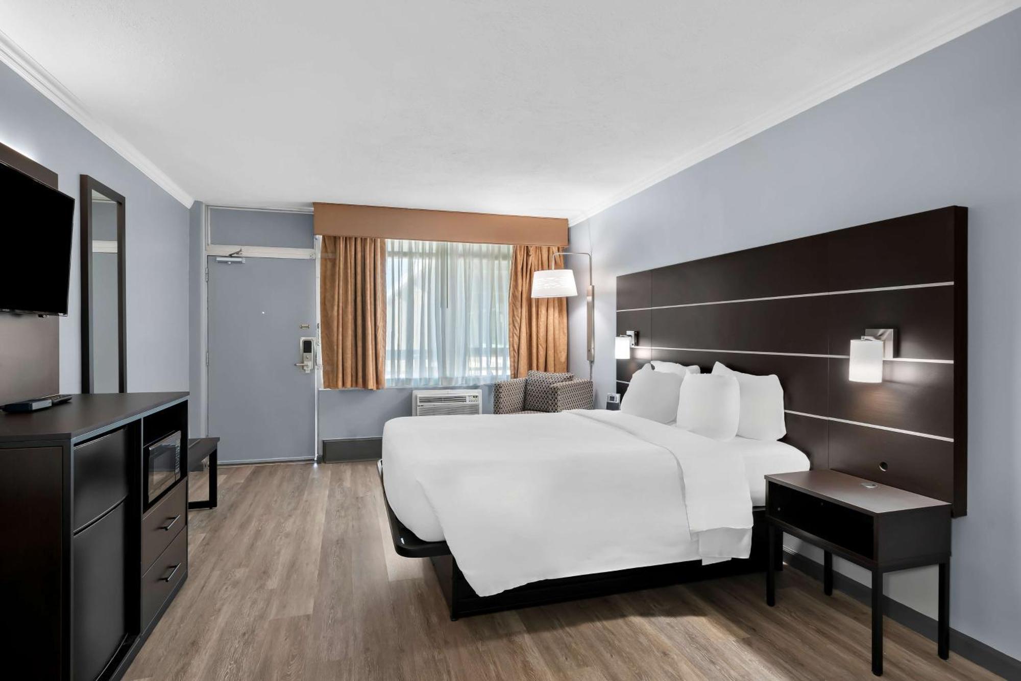 Brandywine Valley Inn Surestay Plus By Best Western Wilmington Kültér fotó