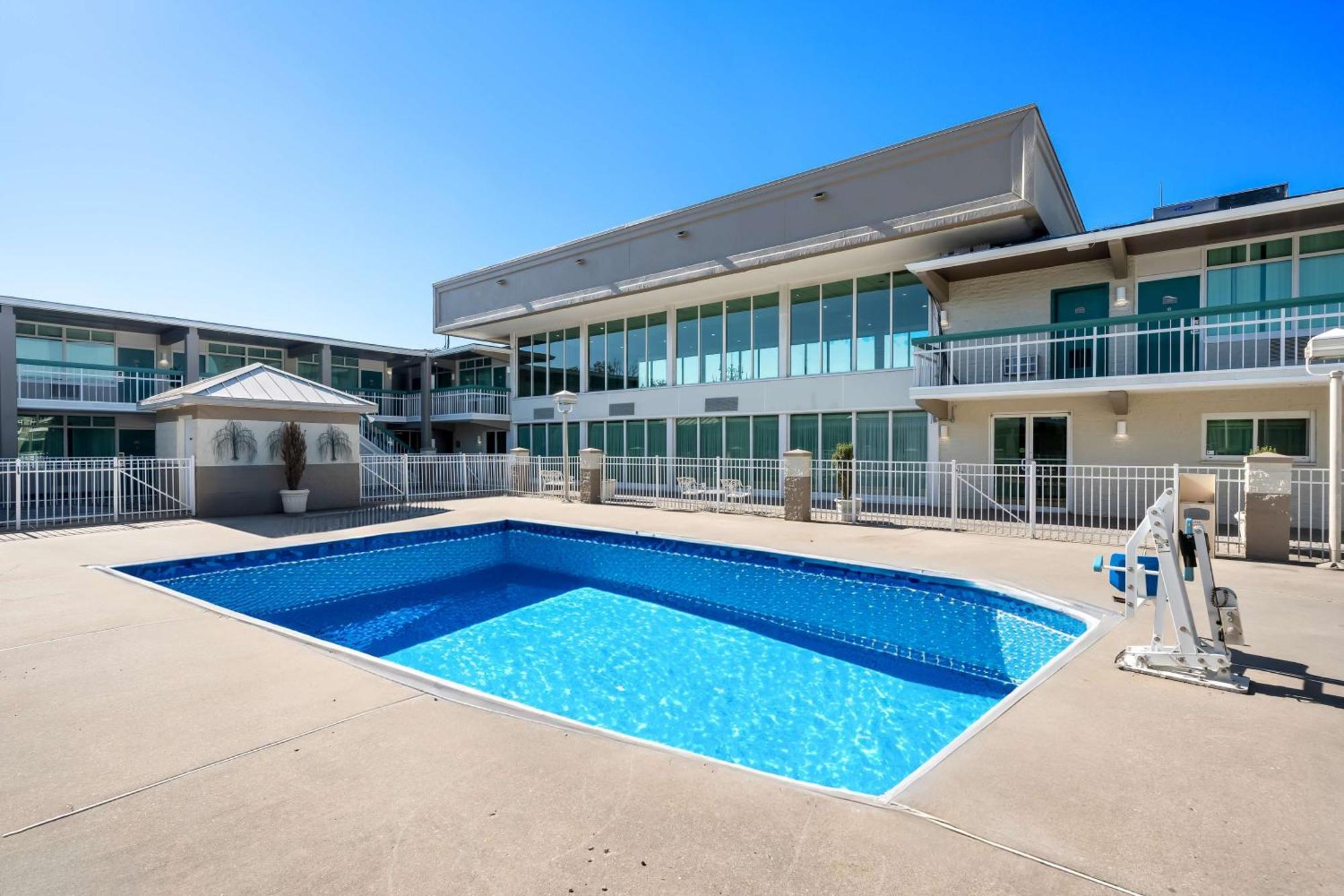 Brandywine Valley Inn Surestay Plus By Best Western Wilmington Kültér fotó